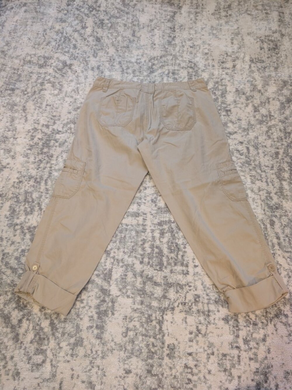 Calvin Klein Jeans Khaki Capri Pants Button Tab Women's Size 12 Tan - Picture 8 of 9